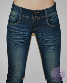 Spodnie jeansowe brudne wycierane na dwa guziki