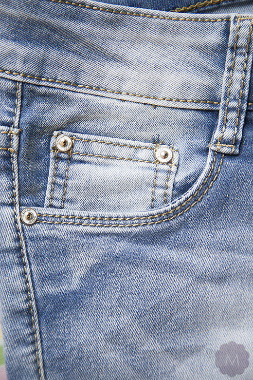 Damskie spodnie rurki jeansowe wycierane wyższe biodrówki (Y253)