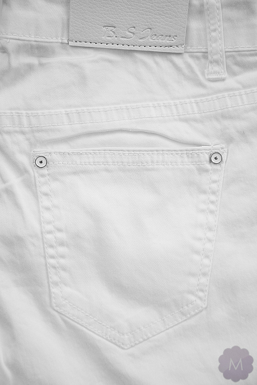 Damskie spodnie jeansowe rurki białe z wyższym stanem (S3035-1)