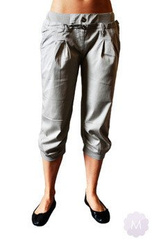 Elastyczne damskie spodenki alladynki beżowe ze ściągaczem