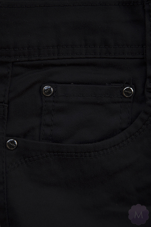 Elastyczne spodnie czarne lekko zwężane z wyższym stanem Goodies (W050)