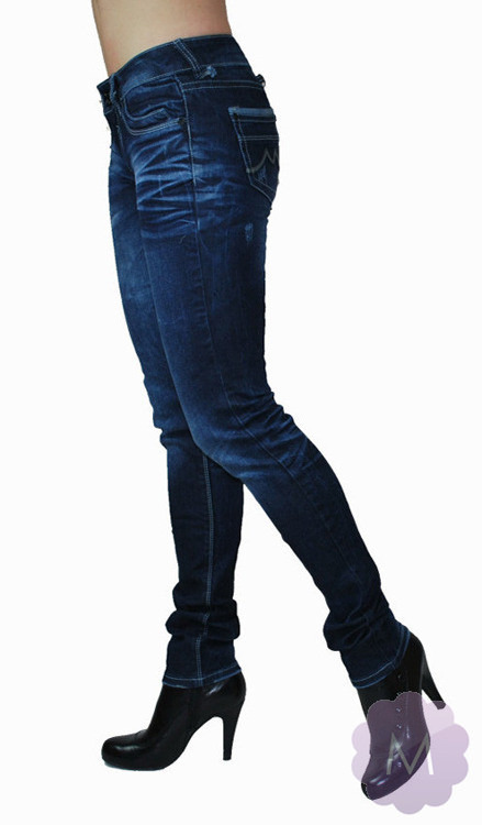 Granatowe wycierane spodnie jeansowe rurki z dodatkami